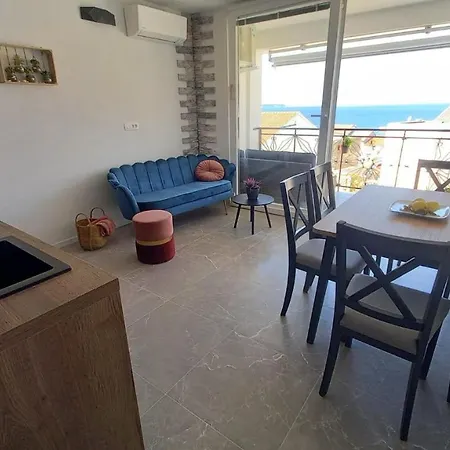 Seaview Suites Ondina Komiza Exterior photo
