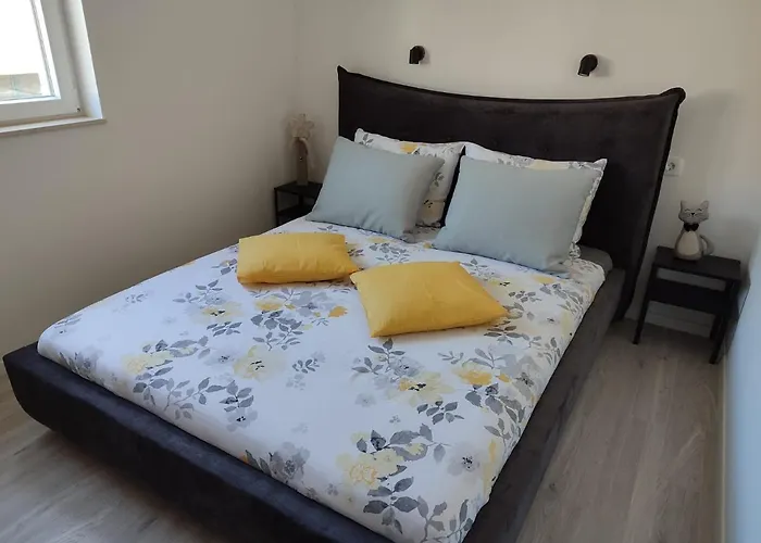 Seaview Suites Ondina